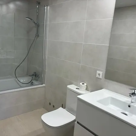 Galiciaguesthome-rosalia De Castro-silgar Apartment