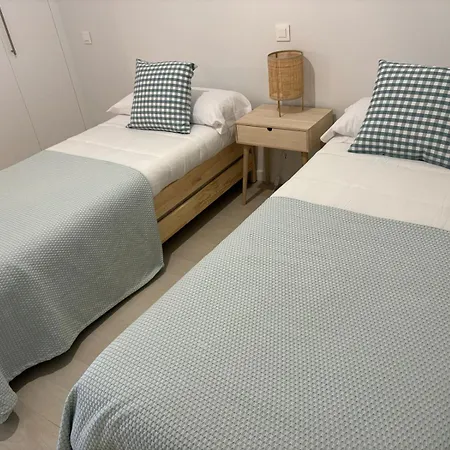 Galiciaguesthome-rosalia De Castro-silgar * Sanxenxo