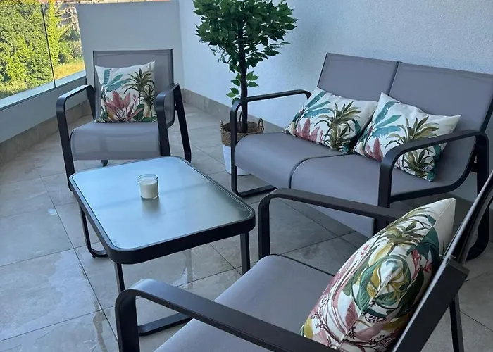 公寓 Galiciaguesthome-rosalia De Castro-silgar